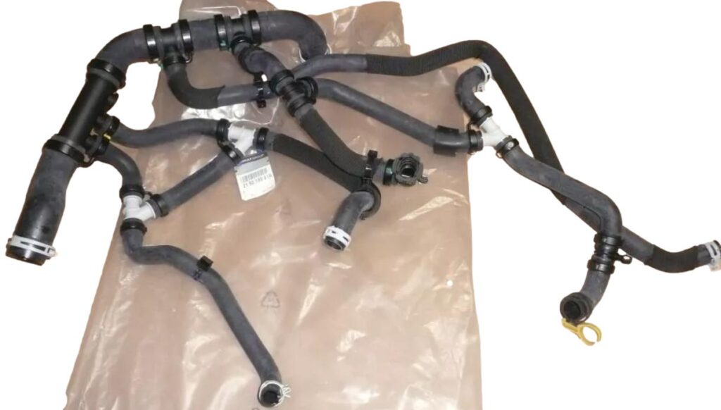 Przewod Wody Renault Dacia 215018961R Oryginał ORG 215018961R