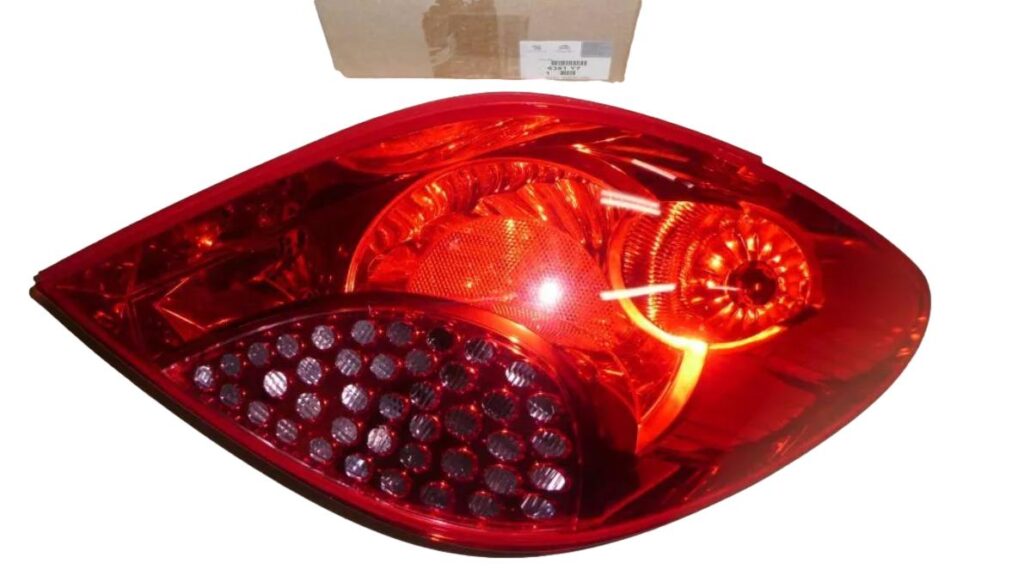 Lampa Prawy Tył Peugeot 207 6351Y7 Oryginał ORG 6351Y7