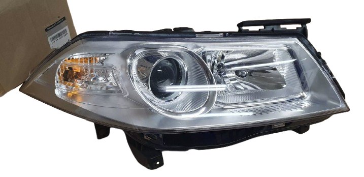 Reflektor Prawy Renault Dacia 260103726R Oryginał 260103726R