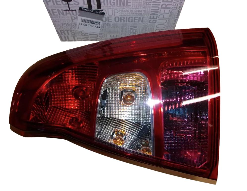 Lampa Tylna Prawa Renault Dacia 8200744759 Oryginał 8200744759
