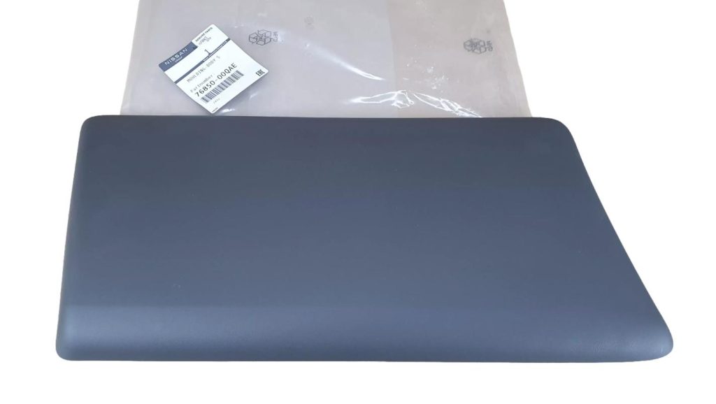 Listwa Lewy Tył Renault Trafic 2 Vivaro 7685000QAE Oryginał 7685000QAE