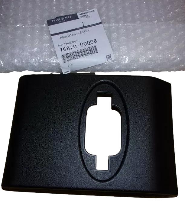 Listwa Prawa Renault Dacia 7682000Q0B Oryginał 7682000Q0B