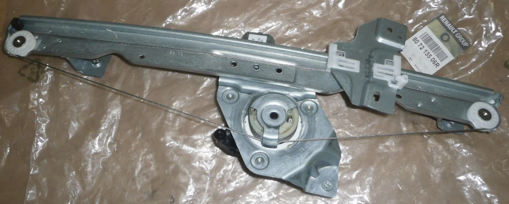 Podnośnik Szyby Lewy Przód Renault Dacia 807213506R Oryginał 807213506R