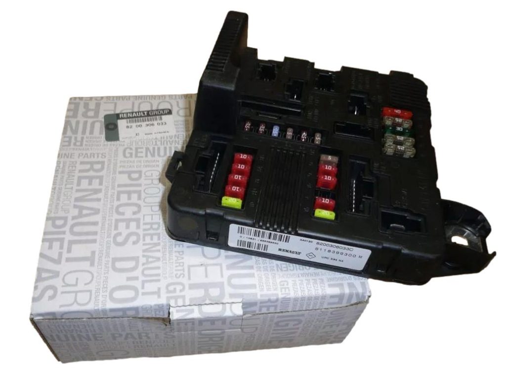 Sterownik Moduł UPC Renault Dacia 8200306033 Oryginał 8200306033