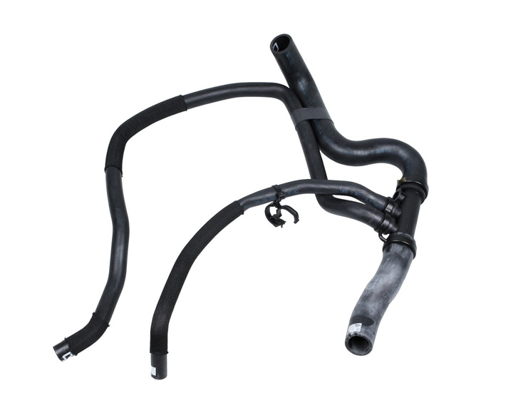 Przewód Wody Renault Dacia  2.3Dci 215031595R Oryginał ORG 215031595R