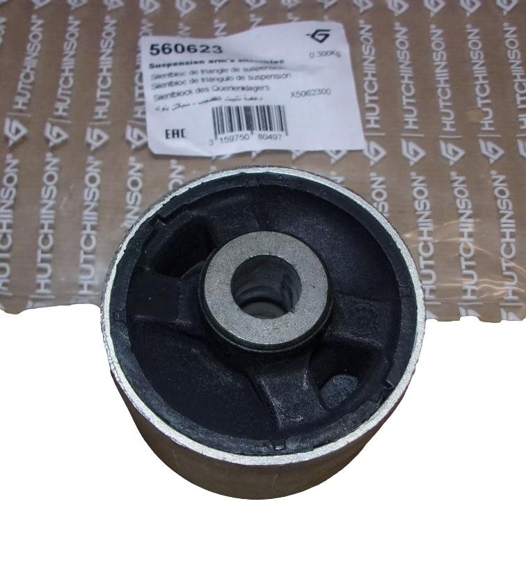 Tuleja Wahacza Tylna 545000002R Renault Dacia Hutchinson HUT 560623