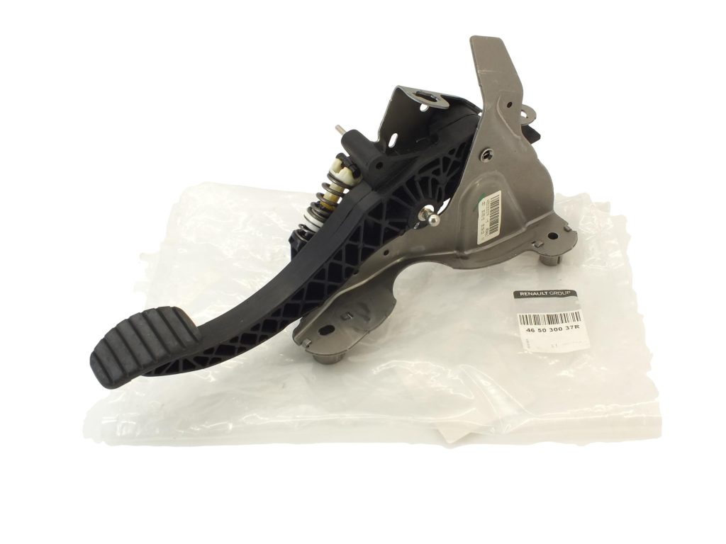 Pedał Sprzęgła Renault Dacia 465030037R Oryginał ORG 465030037R